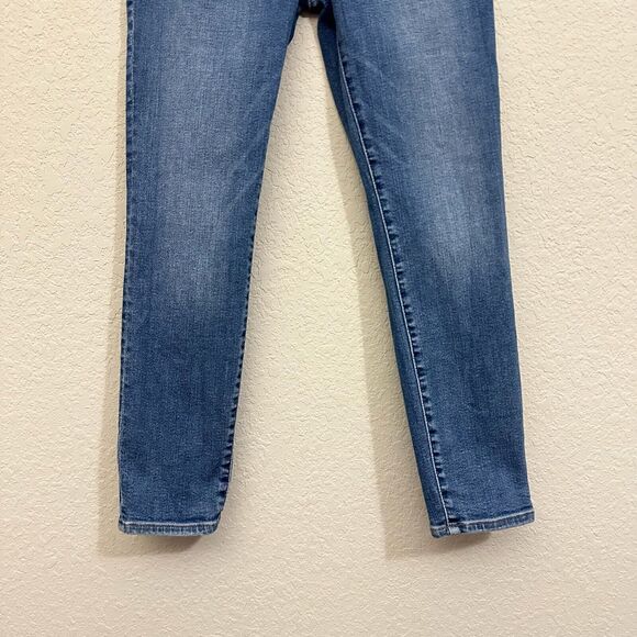 MADEWELL 9” Mid Rise Skinny Crop Jeans Button Front Tencel Stretch in Blue - Picture 4 of 14